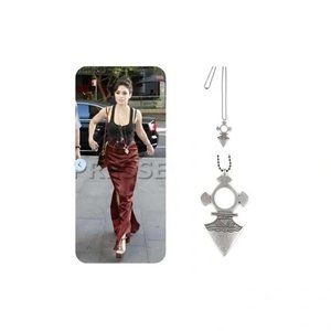 VANESSA MOONEY SPEAR ME NECKLACE